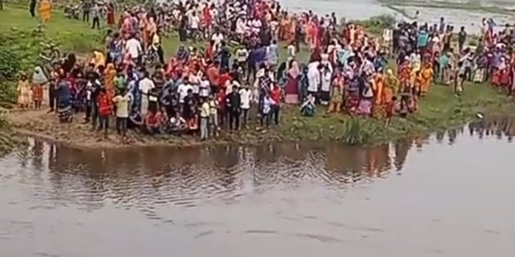 রাণীশংকৈলে নিখোঁজের ৫ঘন্টা পর স্কুল ছাত্রের লাশ উদ্ধার