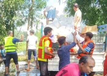 বন্যার্তদের জন্য তিন মাসব্যাপী বিশেষ ওএমএস কর্মসূচি গ্রহণ