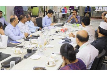 এটুআই-এর অপ্রয়োজনীয় প্রকল্প বাদ দিন: নাহিদ ইসলাম