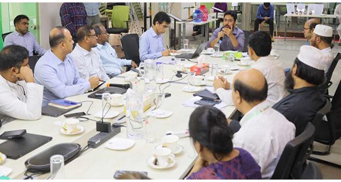 এটুআই-এর অপ্রয়োজনীয় প্রকল্প বাদ দিন: নাহিদ ইসলাম