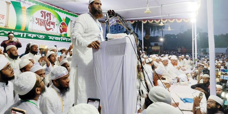 হিন্দুত্ববাদী শিক্ষাব্যবস্থাকে উৎখাত করার জন্য আমরা সংগ্রাম করে যাচ্ছি