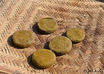 ঠাকুরগাঁওয়ে হারিয়ে যাচ্ছে মুখরোচক খাবার সিদল