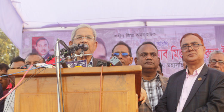 শেখ হাসিনা এত অন্যায় ও পাপ করেছিল যে তার পালানো ছাড়া আর কোন পথ ছিল না