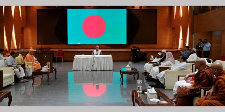 ধর্মীয় নেতাদের সঙ্গে প্রধান উপদেষ্টার সংলাপ শুরু