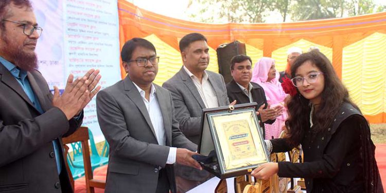 কুষ্টিয়ায় দুই দিনব্যাপী আন্তঃ বিদ্যালয় বিজ্ঞান মেলার সমাপনী