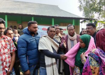 ইসলামপুরে শীতার্তদের মাঝে কম্বল বিতরণ করেন সাবেক কেবিনেট সচিব এএসএম আব্দুল হালিম 