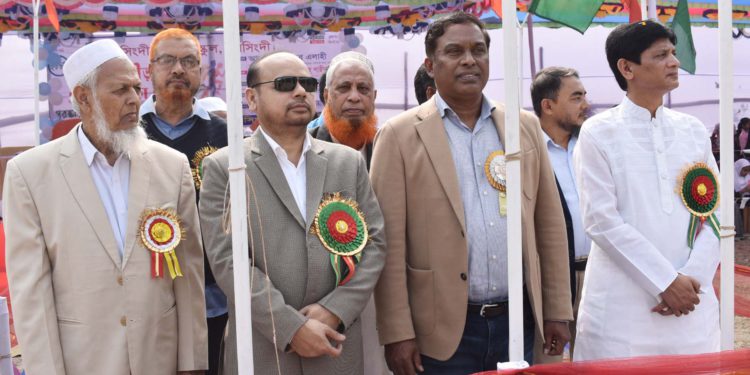 মাদক আর মোবাইল আসক্ত থেকে ফেরাতে খেলাধুলার বিকল্প নেই