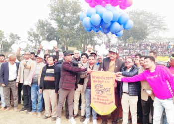 ঠাকুরগাঁওয়ের হরিপুরে মির্জা রুহুল আমিন গোল্ডকাপ ফুটবল টুর্নামেন্ট উদ্বোধন