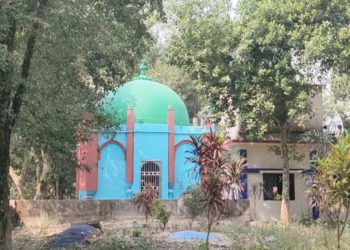 নবীনগরে প্রায় ৪০০ বছরের নান্দনিক জামে মসজিদ