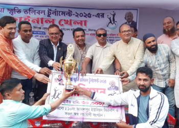 ঠাকুরগাঁওয়ের শীবগঞ্জে জিয়া স্মৃতি ভলিবল টুর্নামেন্টের ফাইনাল