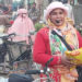 প্রতিদিন  সাইকেল চালিয়ে চাপাতা বিক্রি করেন ঠাকুরগাঁওয়ের সাথী