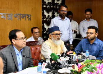 কোন হজ এজেন্সির অবহেলা ও দায়িত্বহীনতাকে বরদাস্ত করা হবে না -ধর্ম উপদেষ্টা