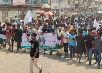 গাজার নিরীহ মানুষকে নৃশংস গণহত্যার প্রতিবাদে জয়পুরহাটে বিক্ষোভ মিছিল