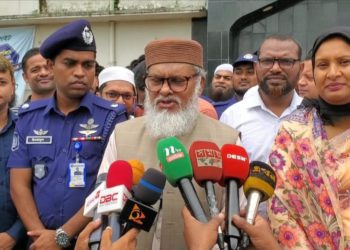       ৬০ কোটি টাকা ব্যয়ে পাগলা মসজিদ ওয়াকফ এস্টেটে নির্মাণ করা হবে আধুনিক ইসলামিক কমপ্লেক্স -ধর্ম উপদেষ্টা