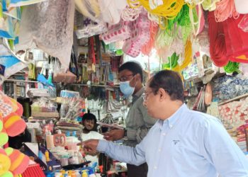 ১২২০ কেজি নিষিদ্ধ পলিথিন জব্দ, জরিমানা ও সতর্কবার্তা প্রদান