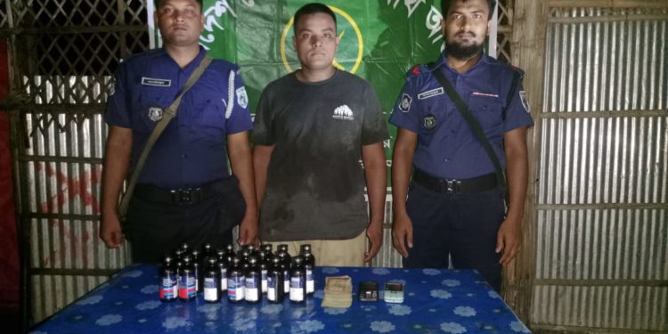 ঠাকুরগাঁওয়ে যৌথবাহিনীর অভিযানে ফেনসিডিলসহ মাদক ব্যবসায়ী আটক