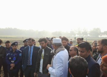 ঠাকুরগাঁওয়ের তিরনই নদীতে সেতুর অভাবে ৫৪ বছর ধরে দুর্ভোগ পোহাচ্ছে ৫০ হাজার মানুষ