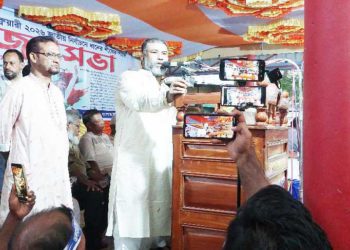 চুয়াডাঙ্গার আলমডাঙ্গা উপজেলায় বিএনপির জনসভায় জেলা সম্পাদক শরীফুজ্জামান শরীফ