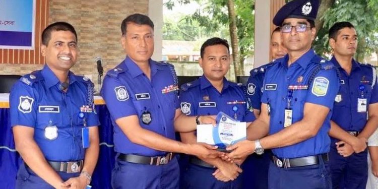 জামালপুর জেলার শ্রেষ্ঠ অফিসার ইনচার্জ নির্বাচিত হলেন মোহাম্মদ রাশেদুল হাসান