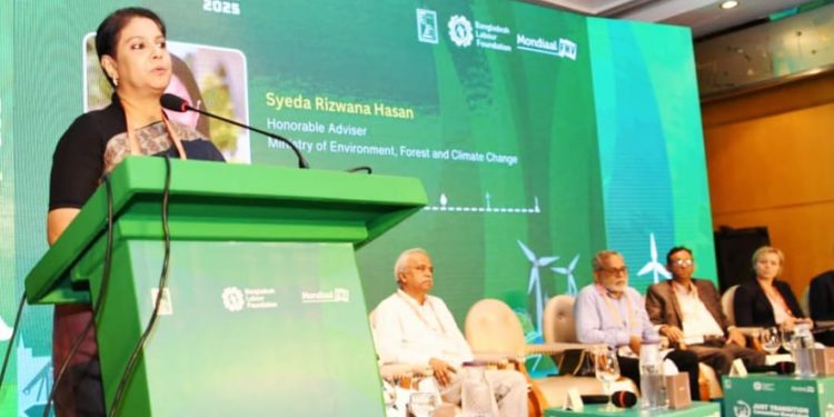 ন্যায্য রূপান্তরের জন্য শ্রমিকের মর্যাদা ও শ্রমিক-কেন্দ্রিক নীতি নিশ্চিত করা অপরিহার্য— পরিবেশ উপদেষ্টা