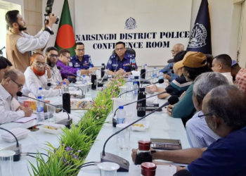 নরসিংদীতে নবাগত পুলিশ সুপারের সাথে স্থানীয় সাংবাদিকদের মতবিনিময়