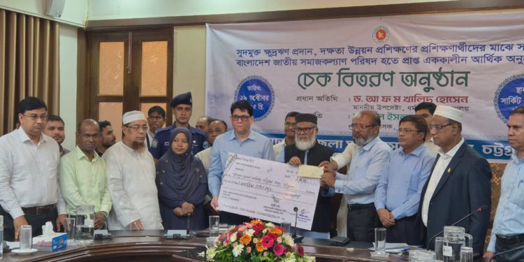 সমাজের পিছিয়ে পড়া জনগোষ্ঠীর সুরক্ষা বলয় নিশ্চিত করেছে সরকার- ধর্ম উপদেষ্টা