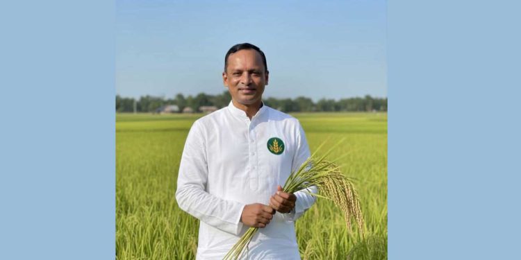 ব্যারিস্টার রুহুল কুদ্দুস কাজল ছাত্র জীবনে সাংবাদিকতার সাথে যুক্ত ছিলেন।