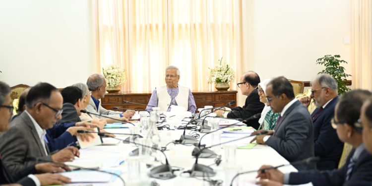 খাদ্যদূষণ নিয়ে প্রধান উপদেষ্টার উদ্বেগ, সংকট মোকাবিলায় সকলকে একসঙ্গে কাজ করার আহবান