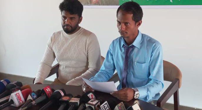 গোপালগঞ্জ জেলা ছাত্রদলের সভাপতি মো. মিকাইল শেখের বিরুদ্ধে সন্ত্রাসী হামলা ও চাঁদা দাবীর অভিযোগ এনে সংবাদ সম্মেলন