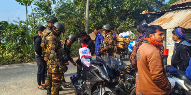 সেনাবাহিনী পুলিশের যৌথ অভিযান