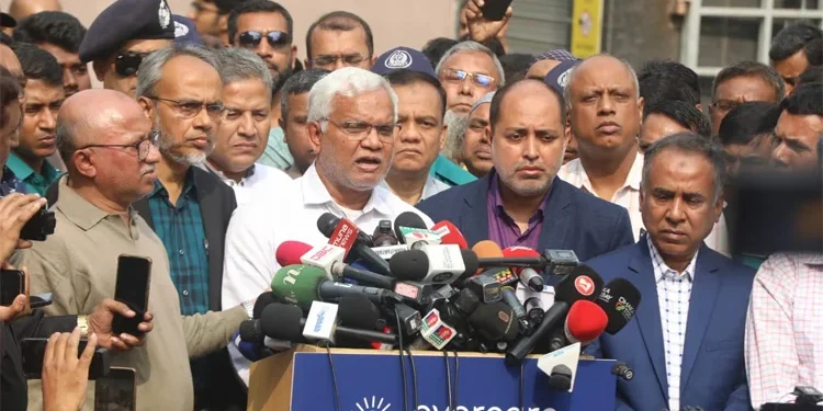 চিকিৎসা গ্রহণ করতে পারছেন বেগম খালেদা জিয়া : জাহিদ হোসেন