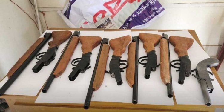 লক্ষ্মীপুরে ৬টি আগ্নেয়াস্ত্র উদ্বার করেছে পুলিশ