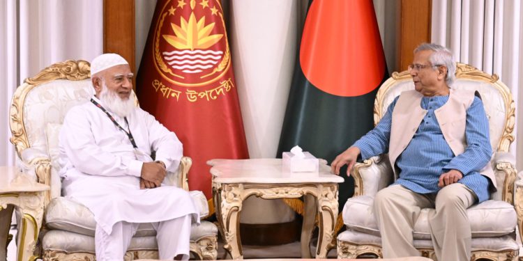 জামায়াতে ইসলামীর প্রতিনিধি দলের সঙ্গে প্রধান উপদেষ্টার বৈঠক