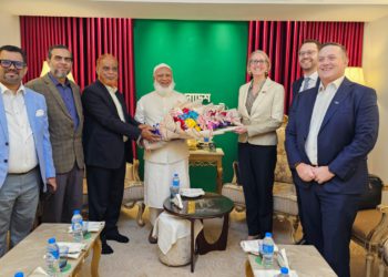 আমীরে জামায়াতের সঙ্গে বৃটিশ হাইকমিশনারের সৌজন্য সাক্ষাৎ