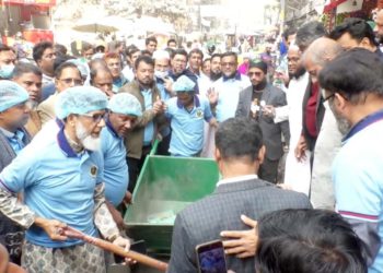 বনশ্রী আফতাবনগর প্রেসক্লাবের উদ্যোগে পরিচ্ছন্নতা কর্মসূচি অনুষ্ঠিত