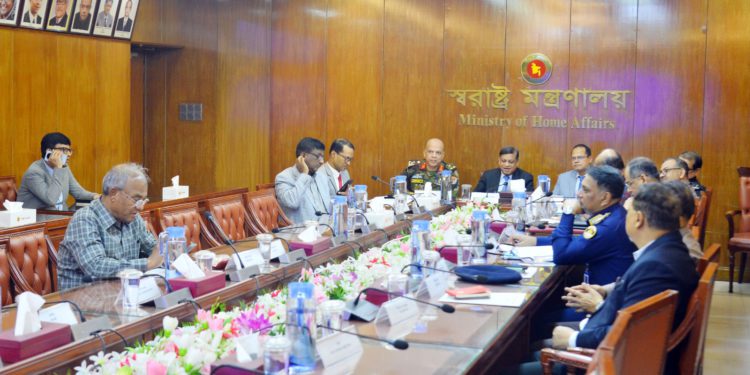 রাজনৈতিক এজেন্ডা বাস্তবায়নের সঙ্গে জড়িত হলে কঠোর ব্যবস্থা: স্বরাষ্ট্র উপদেষ্টা