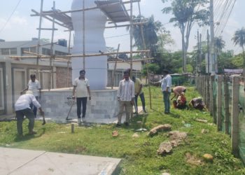 পিরোজপুর সদর উপজেলা চত্বরের ভিতরে ও বাহিরে পরিচ্ছন্নতা ও সৌন্দর্যবর্ধন কার্যক্রম