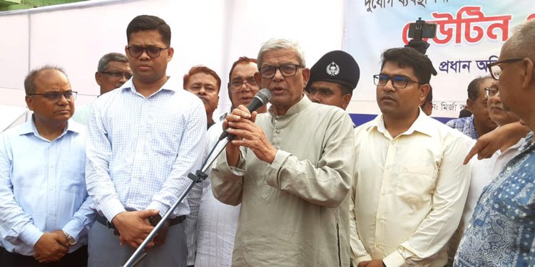 অকর্মসংস্থানের লক্ষ্যে ঠাকুরগাঁও, পঞ্চগড় ও দিনাজপুর অঞ্চলে বৃহৎ শিল্প কারখানা গড়ে তোলা হবে