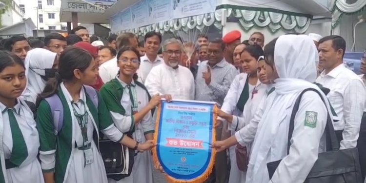 শুধুমাত্র পুথিগত জ্ঞান নয় দেশে বিজ্ঞানভিত্তিক জাতি গঠন করতে চায় প্রধানমন্ত্রী: সৈয়দ এমরানর সালেহ প্রিন্স