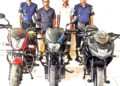 মেলান্দহ থানার অভিযানে মোটরসাইকেল চোরচক্রের দুই সদস্য গ্রেপ্তার, উদ্ধার ৩টি চোরাই মোটরসাইকেল