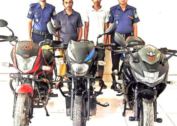 মেলান্দহ থানার অভিযানে মোটরসাইকেল চোরচক্রের দুই সদস্য গ্রেপ্তার, উদ্ধার ৩টি চোরাই মোটরসাইকেল