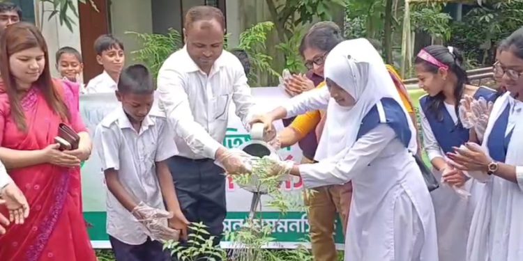 দেশে প্রথম ময়মনসিংহ ক্লিন সানডে পরিচ্ছন্নতা কার্যক্রমের উদ্বোধন