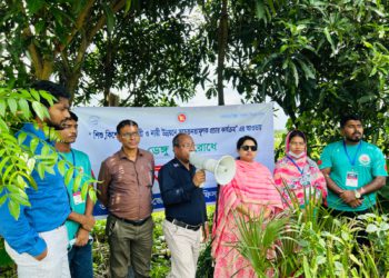 নেছারাবাদে জেলা তথ্য অফিসের পরিচ্ছন্নতা অভিযান উদ্বোধন