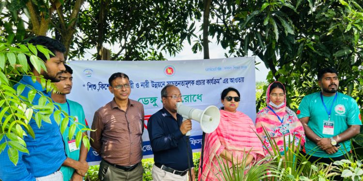 নেছারাবাদে জেলা তথ্য অফিসের পরিচ্ছন্নতা অভিযান উদ্বোধন