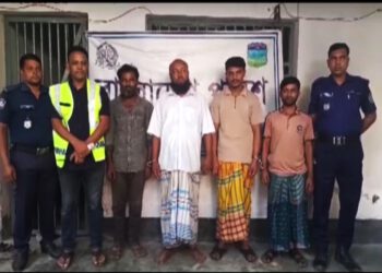 ময়মনসিংহে ছেচল্লিশ লক্ষ টাকার মালামালসহ আট ডাকাত গ্রেফতার